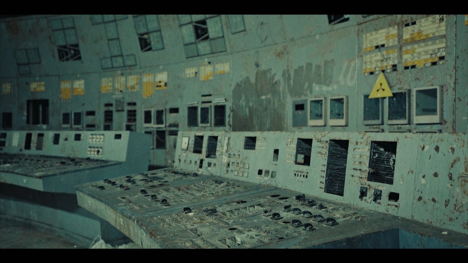 Aprilie pe canalele National Geographic: Documentare despre istorie, știință și natură Luna aprilie aduce o serie de documentare promițătoare pe canalele National Geographic, explorând teme diverse, de la dezastrul de la Cernobîl și misterele biblice, până la secretele naturii și profunzimile universului