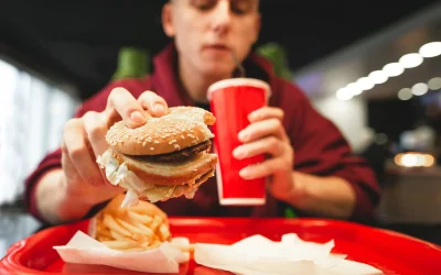 Un timișorean, dezamăgit de un burger primit: ”Unii merită păcăliți”