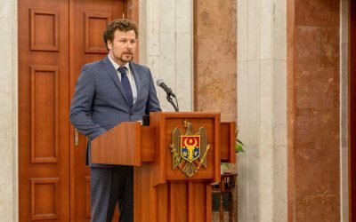 Republica Moldova luptă cu propaganda rusă în școli: ministrul educației anunță măsuri Chișinău – Ministrul Educației din Republica Moldova, Dan Perciun, a detaliat într-o emisiune radiofonică măsurile luate de guvern pentru a combate influența propagandei ruse în școlile cu predare în limba rusă
