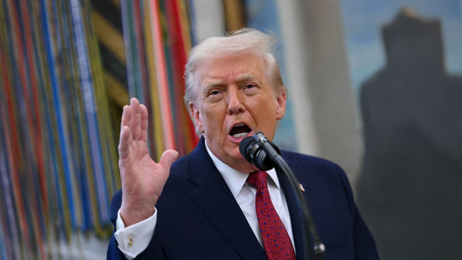 Trump atacă Spania și Marea Britanie în contextul tensiunilor cu Iranul Președintele american Donald Trump a criticat dur Spania și Marea Britanie pentru modul în care au gestionat recenta escaladare a conflictului cu Iranul