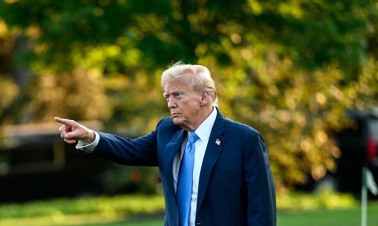 Trump estimează că intervenția militară în Iran va dura cel mult o lună O posibilă campanie militară americană în Iran, desfășurată în parteneriat cu Israelul, ar putea dura până la patru săptămâni, conform estimărilor președintelui american Donald Trump