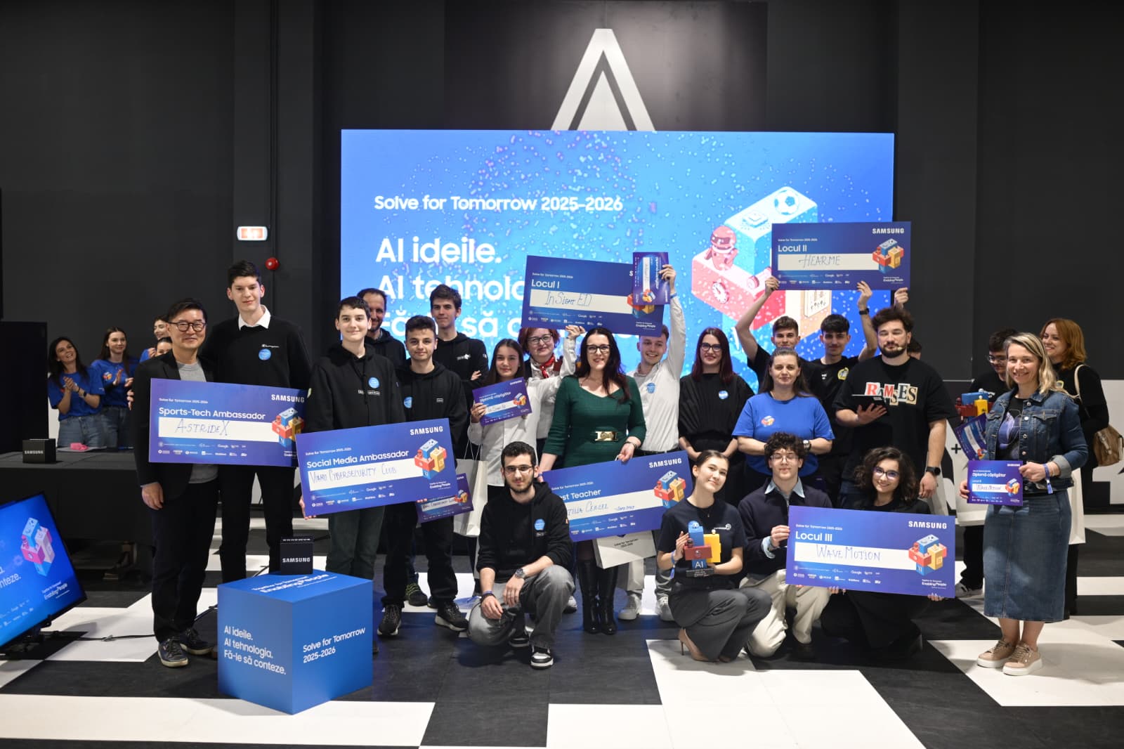 Elevele și elevii români premiați pentru proiecte inovatoare în competiția Samsung Solve for Tomorrow Samsung România a anunțat câștigătorii ediției 2025-2026 a competiției Solve for Tomorrow, un program național dedicat elevilor de liceu