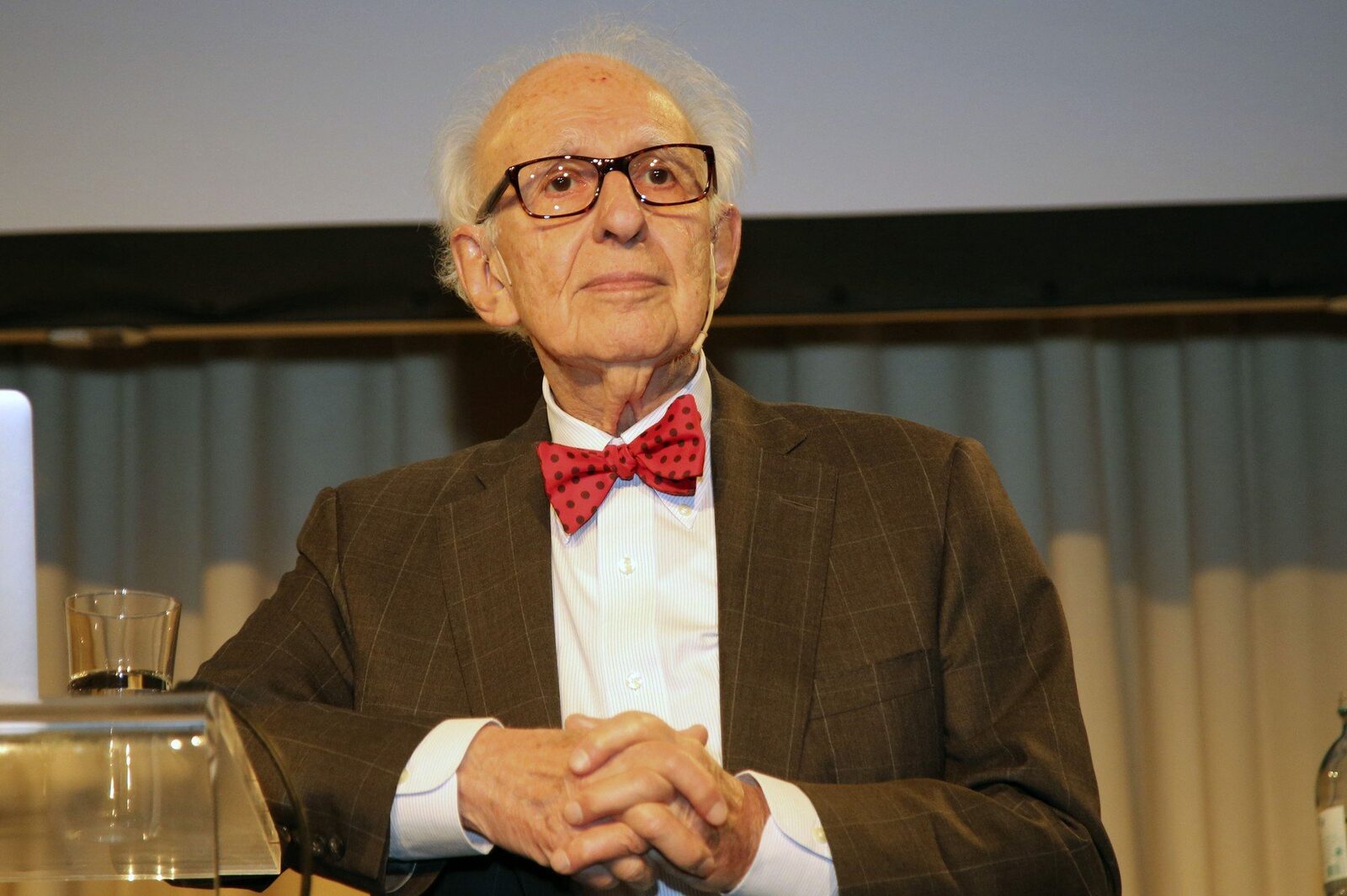 Eric Kandel și secretul memoriei: Cum învață creierul Un experiment realizat pe un melc marin a revoluționat modul în care înțelegem memoria