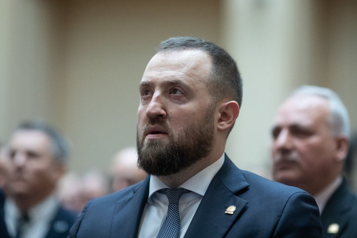Schimbări importante la vârful DNA și DIICOT: CSM se confruntă cu blocaje în numiri Mandatul actualului procuror-șef al Direcției Naționale Anticorupție (DNA), Marius Voineag, se încheie la 31 martie