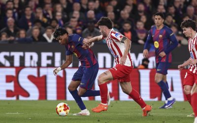 Barcelona, la un pas de miracol în Cupa Spaniei, dar Atletico merge mai departe FC Barcelona a fost la un pas de o răsturnare spectaculoasă de scor în semifinalele Cupei Spaniei, reușind să învingă Atletico Madrid cu 3-0 în returul de pe Camp Nou