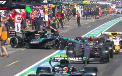 Ferrari domină antrenamentele în Australia, cu avarii și incidente pe pistă Melbourne a găzduit o sesiune de antrenament tumultuoasă pentru Marele Premiu al Australiei de Formula 1, unde Ferrari a demonstrat o formă impresionantă