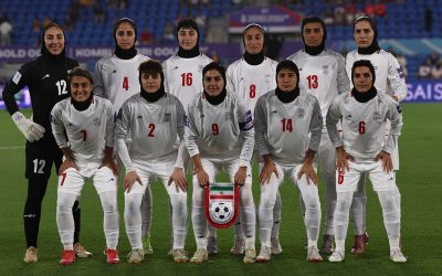 Echipa feminină de fotbal a Iranului, un gest tăcut în semn de protest În cadrul Cupei Asiei la Fotbal Feminin, eveniment desfășurat în Australia, echipa națională de fotbal feminin a Iranului alege să nu cânte imnul național