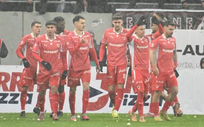 Andrei Mărginean, operat de apendicită după înfrângerea lui Dinamo Fotbalistul dinamovist Andrei Mărginean a fost supus unei intervenții chirurgicale de apendicită în seara în care echipa sa a pierdut meciul cu FC Argeș