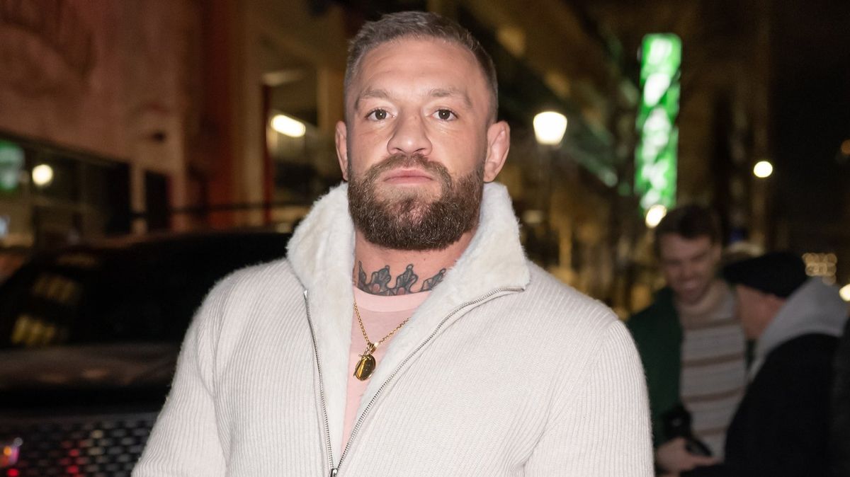 McGregor provoacă la luptă după ce acceptă un meci UFC spectaculos Vedeta irlandeză a MMA, Conor McGregor, a stârnit o furtună pe rețelele de socializare după ce a acceptat public să lupte cu învingătorul meciului dintre Max Holloway și Charles Oliveira de la UFC 326