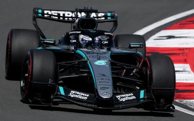 Russell, victorie la sprintul din China, după o luptă strânsă cu Hamilton Shanghai, China – George Russell a continuat forma excelentă din acest sezon, adjudecându-și victoria în cursa de sprint de la Marele Premiu al Chinei