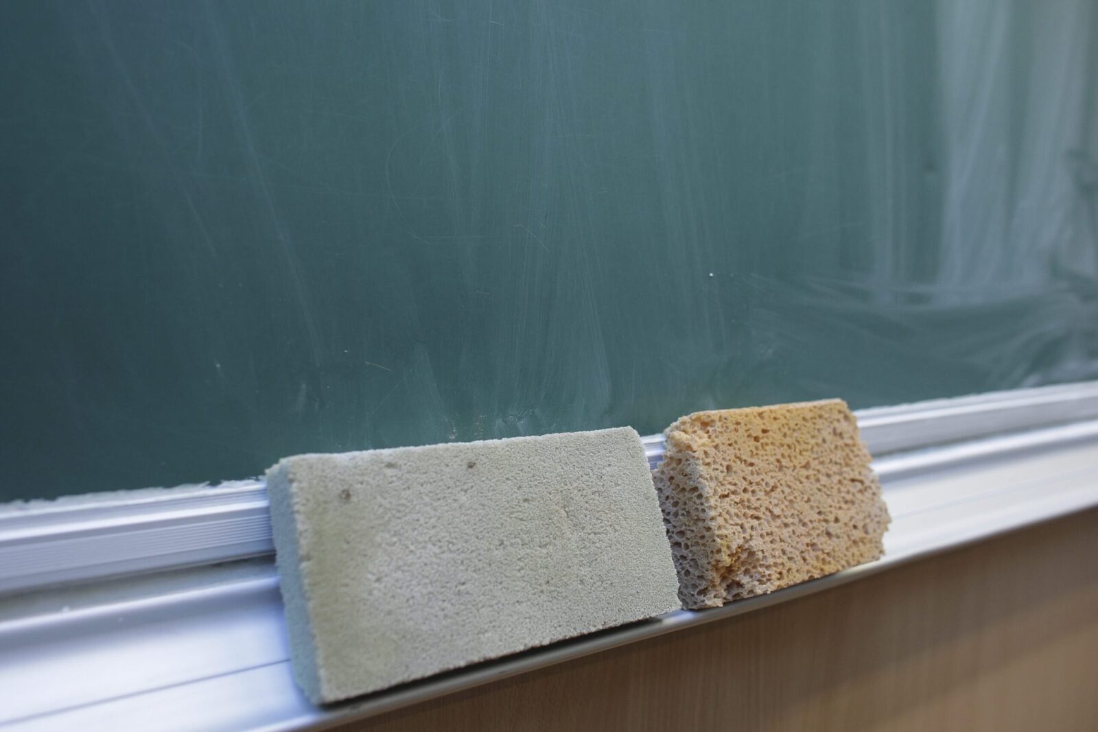 Simularea Evaluării Naționale, afectată de boicot în București: Doar o treime din școli au organizat testările Simularea Evaluării Naționale a debutat luni, 16 martie, cu proba la Limba și Literatura Română, dar nu în toate școlile din București