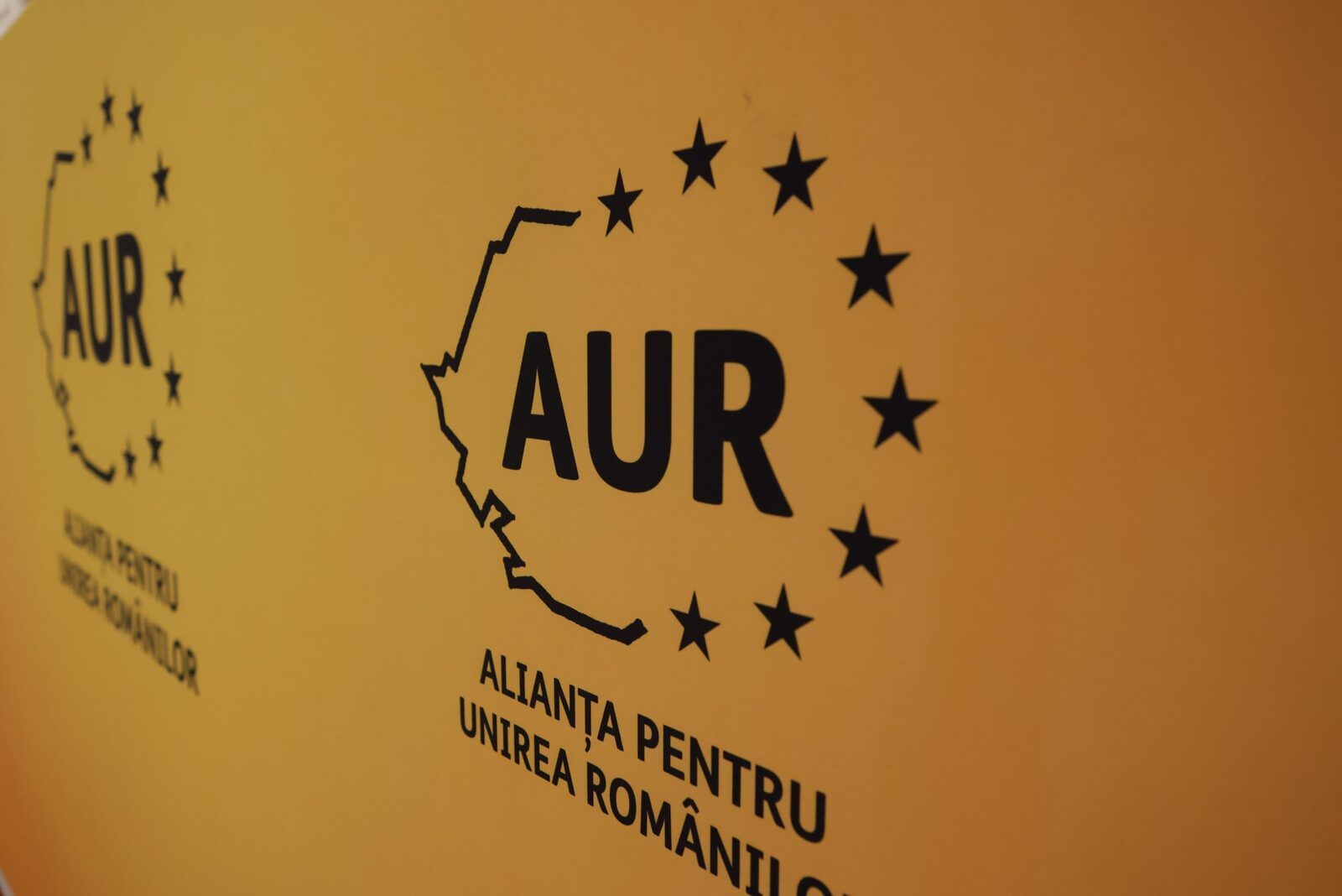 Aur atacă PSD, apărând premierul ilie Bolojan