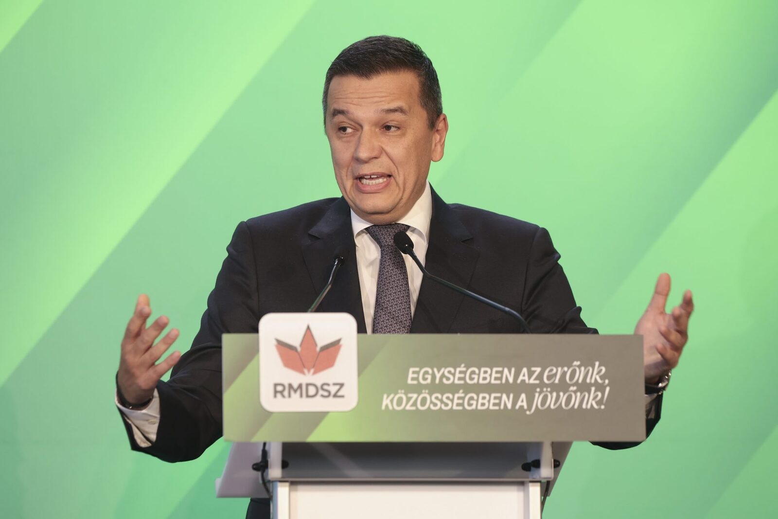Udrm ironizează amenințările PSD cu ieșirea de la guvernare: „Noi, a doua zi, am ieșit”