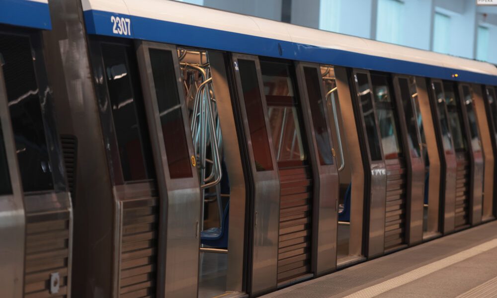 Metrorex vrea să extindă rețeaua de metrou și să cumpere trenuri noi Metrorex a inclus în bugetul de stat pentru perioada 2026-2029 mai multe proiecte de extindere și modernizare a rețelei de metrou din București