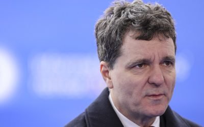 Nicușor Dan, despre atacurile Iranului: Reacția primarului general
Sau
Atac SUA-Israel asupra Iranului: Ce spune Nicușor Dan, primar