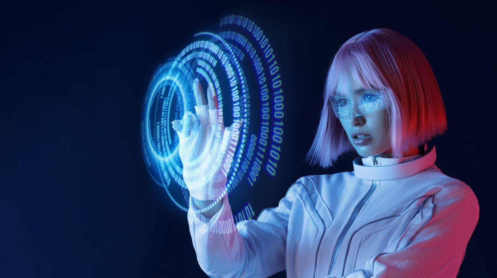 Un sistem de inteligență artificială a condamnat o femeie nevinovată la închisoare O eroare a unui sistem de recunoaștere facială bazat pe inteligență artificială (AI) a condus la arestarea și încarcerarea unei femei nevinovate pentru o crimă pe care nu a comis-o