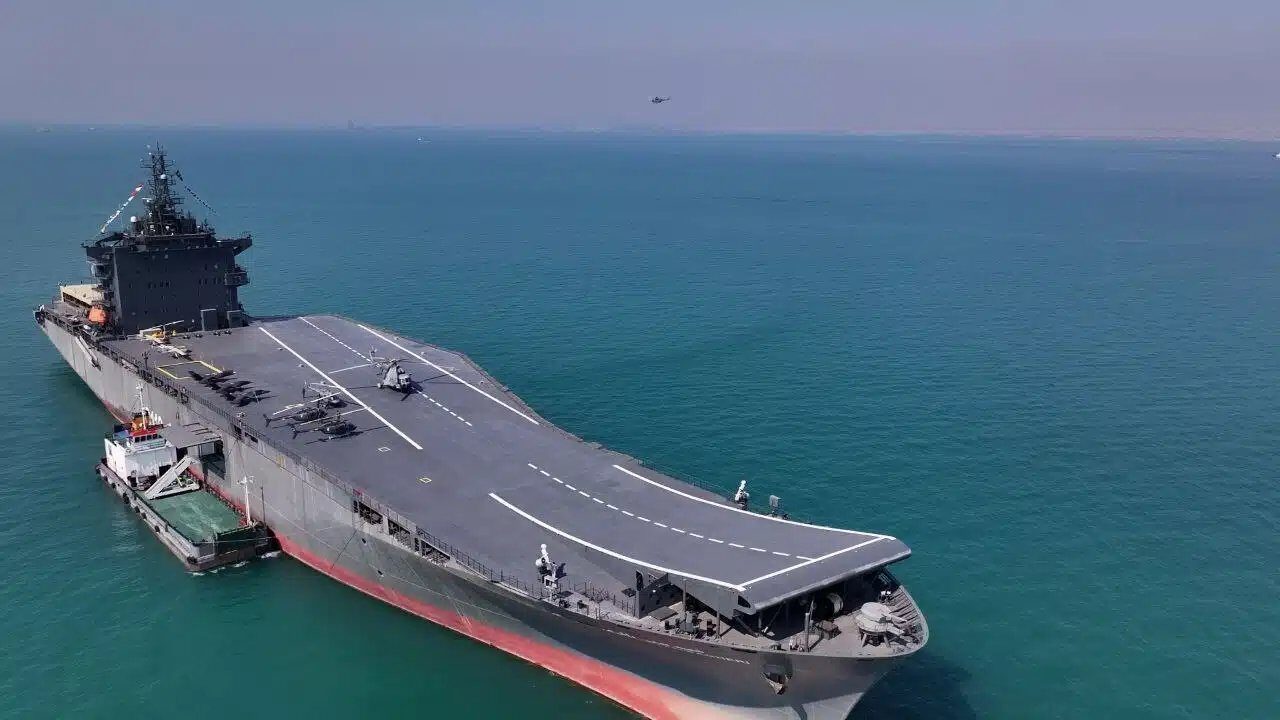 SUA lovește puternic puterea navală iraniană: Flota Teheranului, decimată în Golful Oman Forțele armate americane au lansat o serie de atacuri devastatoare asupra marinei iraniene, distrugând o serie de nave cheie și reducând semnificativ capacitatea navală a Teheranului