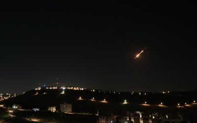 Rachetele iraniene scad în intensitate: Armata israeliană anunță o diminuare a atacurilor Tel Aviv – Numărul rachetelor lansate de Iran asupra Israelului este în scădere, conform declarațiilor unui purtător de cuvânt al armatei israeliene, transmite agenția France-Presse