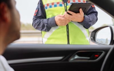 Avertisment pentru șoferi și pasageri: Amenzi usturătoare pentru nepurtarea centurii de siguranță Nerespectarea obligativității de a purta centura de siguranță, atât de către șoferi, cât și de pasageri, atrage amenzi consistente