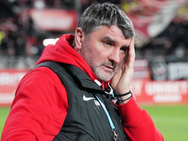 Cupa României: FC Argeș și Universitatea Craiova, în prim-planul competiției Miercuri, microbiștii vor avea parte de dueluri interesante în Cupa României, cu FC Argeș – Gloria Bistrița și Universitatea Craiova – CFR Cluj pe afiș