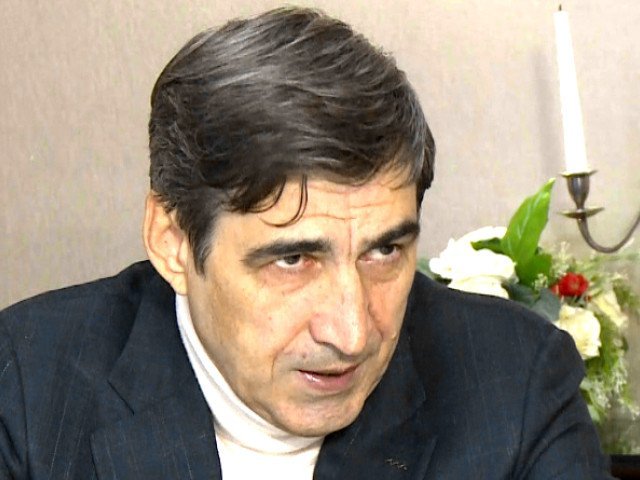 Pițurcă: A pierdut milioane, dar vrea distracție