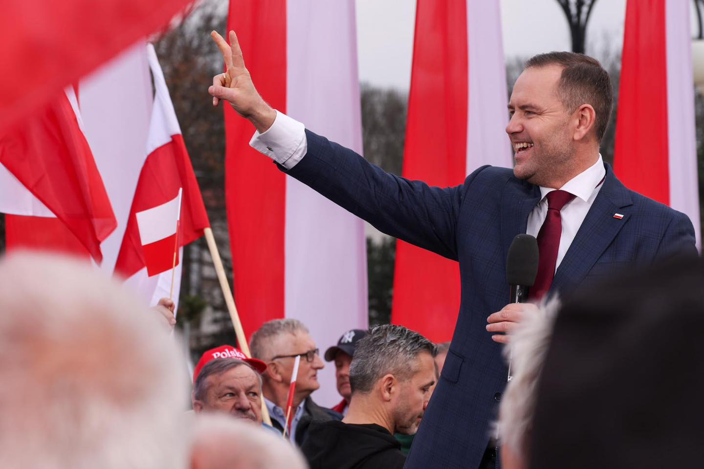 Nawrocki blochează Polonia în proiectul de înarmare SAFE