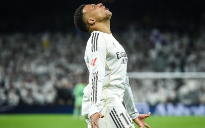 Mbappe acuză presa spaniolă de dezinformare și își reafirmă ambițiile la Real Madrid Kylian Mbappe a ieșit public pentru a dezminți speculațiile legate de starea sa de sănătate și de viitorul său la Real Madrid, acuzând presa spaniolă că răspândește zvonuri false