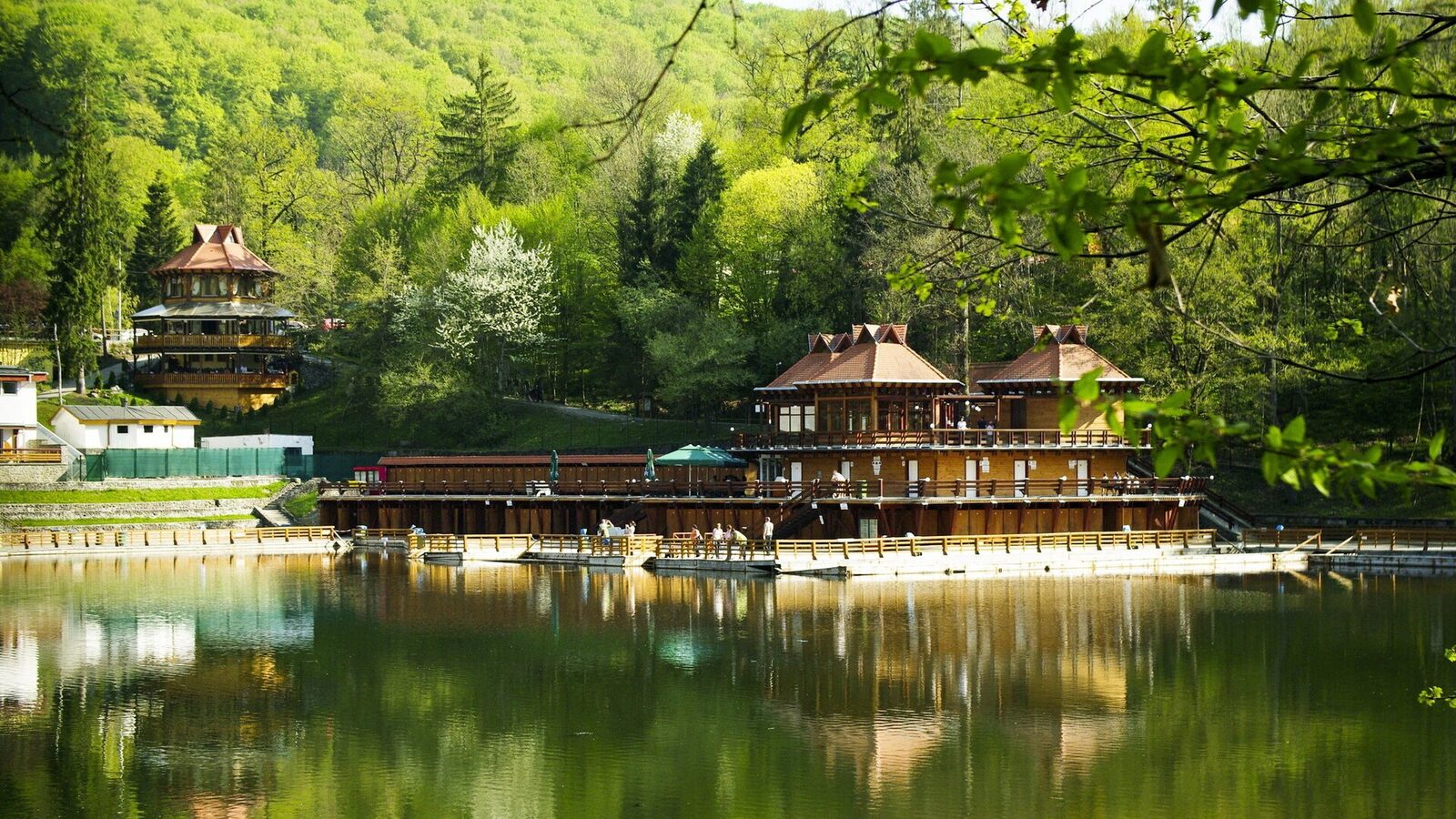 Sovata, stațiunea turistică renumită, riscă să rămână fără polițiști judiciari pe timpul nopții, potrivit avertismentelor lansate de Sindicatul Europol