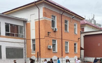 Liceul „Alexandru Vlahuță” din Sectorul 1, gata de modernizare: Consiliul Local votează un proiect de 44 de milioane de lei Liceul Teoretic „Alexandru Vlahuță” din Sectorul 1 ar putea intra într-un amplu proces de modernizare, reabilitare și consolidare, dacă proiectul de hotărâre propus spre aprobare de Consiliul Local va primi votul favorabil în ședința din 19 martie