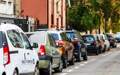 Avertisment pentru șoferi: Amenzi usturătoare pentru parcarea neregulamentară în 2026 Șoferii care aleg să parcheze autovehiculele în fața porților sau a garajelor riscă să se confrunte cu sancțiuni severe începând cu anul 2026