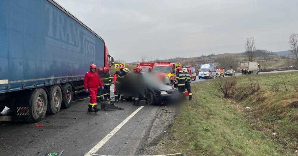 Accident grav în Cluj: Cinci morți în urma unei coliziuni devastatoare Tragedie pe DN 1F, în județul Cluj, luni dimineață