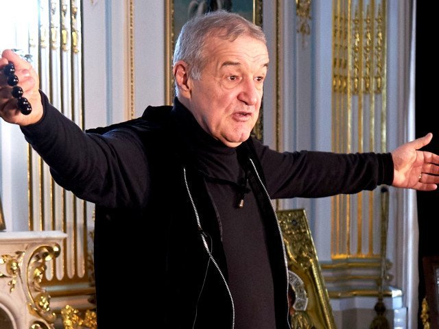 Becali, după înfrângerea FCSB: „Sunt împăratul, plătesc muniția” FCSB a pierdut lupta cu UTA Arad în etapa a 29-a a SuperLigii, scorul final fiind 1-2