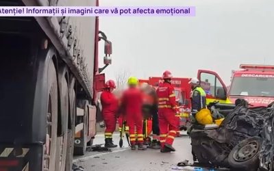 Tragedie în Cluj: Cinci morți, inclusiv doi copii, într-un accident rutier cumplit Un accident rutier grav a avut loc luni dimineață în județul Cluj, în comuna Sânpaul, soldându-se cu moartea a cinci persoane, printre care doi minori