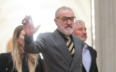 Gigi Becali și scandalul arbitrajului: de la nervi la recunoașterea responsabilității Camerele tensionate și declarațiile fără ocolişuri ale patronului FCSB, Gigi Becali, au zguduit scena fotbalistică românească în ultimele zile