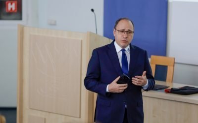 Mihai Dimian a fost numit ministru al Educației Rectorul Universității „Ștefan cel Mare” din Suceava, Mihai Dimian, a fost desemnat noul ministru al Educației, conform unei decizii luate în cadrul ședinței PNL de luni