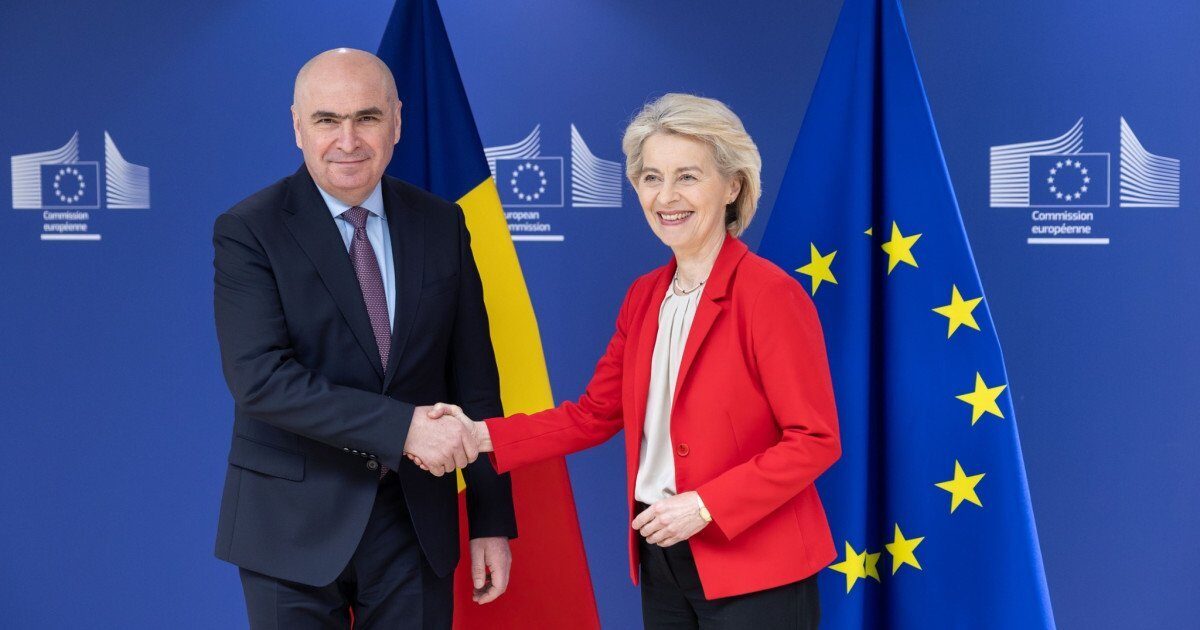 Premierul Bolojan, la Bruxelles: Fondurile PNRR și securitatea flancului estic, pe agenda discuțiilor Bucureștiul așteaptă un răspuns de la Comisia Europeană (CE) în prima parte a lunii martie, în urma discuțiilor purtate de premierul Ilie Bolojan cu președinta CE, Ursula von der Leyen, la Bruxelles, pe tema deblocării fondurilor din Planul Național de Redresare și Reziliență (PNRR)