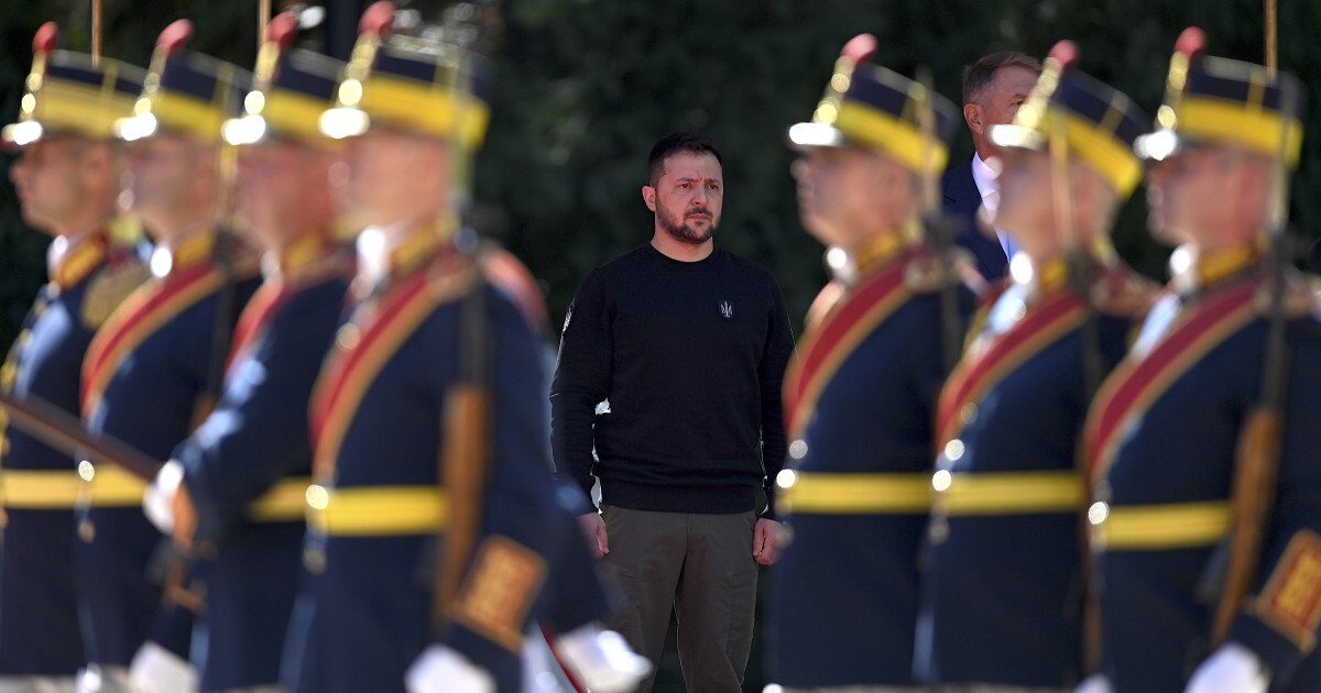 Zelenski va vizita Bucureștiul joi, 12 martie, și se va întâlni cu Nicușor Dan Președintele Ucrainei, Volodimir Zelenski, va efectua o vizită oficială în România joi, 12 martie, conform unor surse apropiate evenimentului