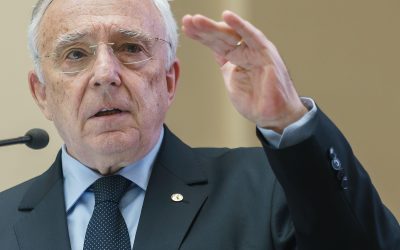 Mugur Isărescu avertizează: România se confruntă cu presiuni financiare și vulnerabilități structurale Bucureștiul a fost, luni, gazda conferinței The Economist, un eveniment de o importanță majoră pentru mediul economic românesc