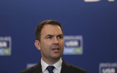 Legea privind bugetul Bucureștiului a trecut tacit de Senat: Drulă face apel la PSD și PNL Fostul președinte USR, Cătălin Drulă, a anunțat că legea care transpune referendumul din București referitor la alocările bugetare a trecut tacit de Senat