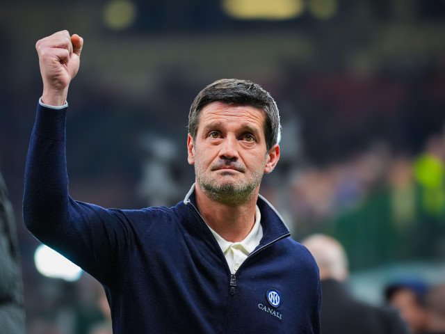 Duel de transferuri: Cristi Chivu vrea să-l aducă pe Nico Paz la Inter Mijlocașul argentinian Nico Paz, care evoluează în prezent la Como, a atras atenția mai multor cluburi importante din Europa, inclusiv Inter Milano