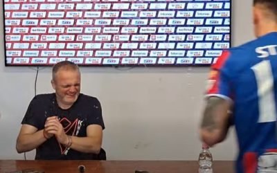 FC Bihor, la pas spre play-off: Bucurie cu stropi de apă și bere la conferința de presă FC Bihor a obținut o remiză, scor 2-2, cu Sepsi și s-a calificat matematic în play-off-ul Ligii 2