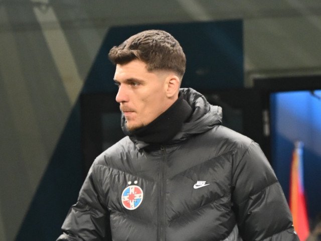 Schimbare neașteptată la FCSB: Târnovanu, înlocuit de Popa în poartă FCSB a decis să facă o schimbare importantă în poarta echipei