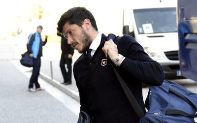 Cristi Tănase, obligat de instanță să plătească pensie alimentară pentru fiica sa Fostul fotbalist Cristi Tănase a fost obligat de instanță să plătească o pensie alimentară lunară de 2.500 de lei pentru fiica sa, în urma divorțului de Adina Maria