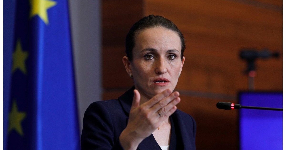 Peste o mie de români evacuați din Orientul Mijlociu Numărul cetățenilor români repatriați din Orientul Mijlociu a depășit pragul de o mie de persoane, conform declarațiilor ministrului Afacerilor Externe, Oana Țoiu