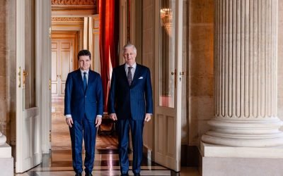 Nicușor Dan s-a întâlnit cu Regele Belgiei la Bruxelles Primarul general al Capitalei, Nicușor Dan, a avut o întrevedere cu Majestatea Sa Philippe, Regele Belgiei, vineri, la Castelul Regal din Laeken, lângă Bruxelles