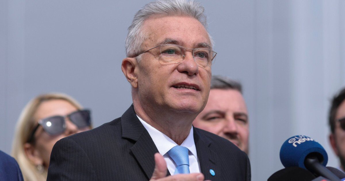 Diaconescu: România, protejată de NATO. Nu vor fi arme nucleare franceze