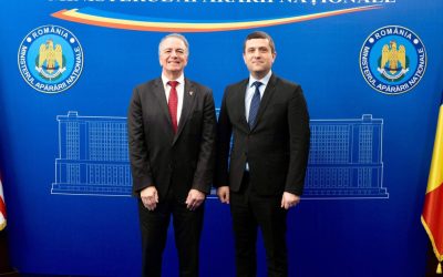 Radu Miruță s-a întâlnit cu noul ambasador al SUA: România, un promotor al parteneriatului strategic Ministrul Apărării Naționale, Radu Miruță, a avut o întrevedere cu Darryl Nirenberg, noul ambasador al Statelor Unite ale Americii la București