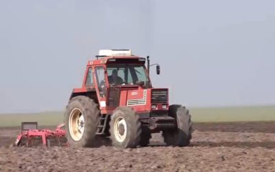 Războiul din Orientul Mijlociu lovește fermierii români: Scumpirea carburanților pune în pericol recolta Fermierii români se confruntă cu o criză majoră, scumpirea carburanților fiind alimentată de tensiunile din Orientul Mijlociu