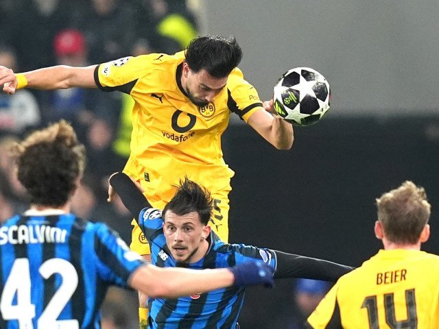 Freiburg – leverkusen, live dgs 2, ora 16:30. Dortmund – koln, dgs 3, ora 19:30