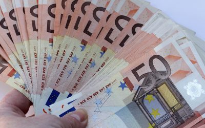 Germania, bastionul numerarului în Europa, vede fisuri în zidurile sale Germania, cunoscută pentru atașamentul profund față de banii cash, asistă la o erodare lentă a acestei tradiții